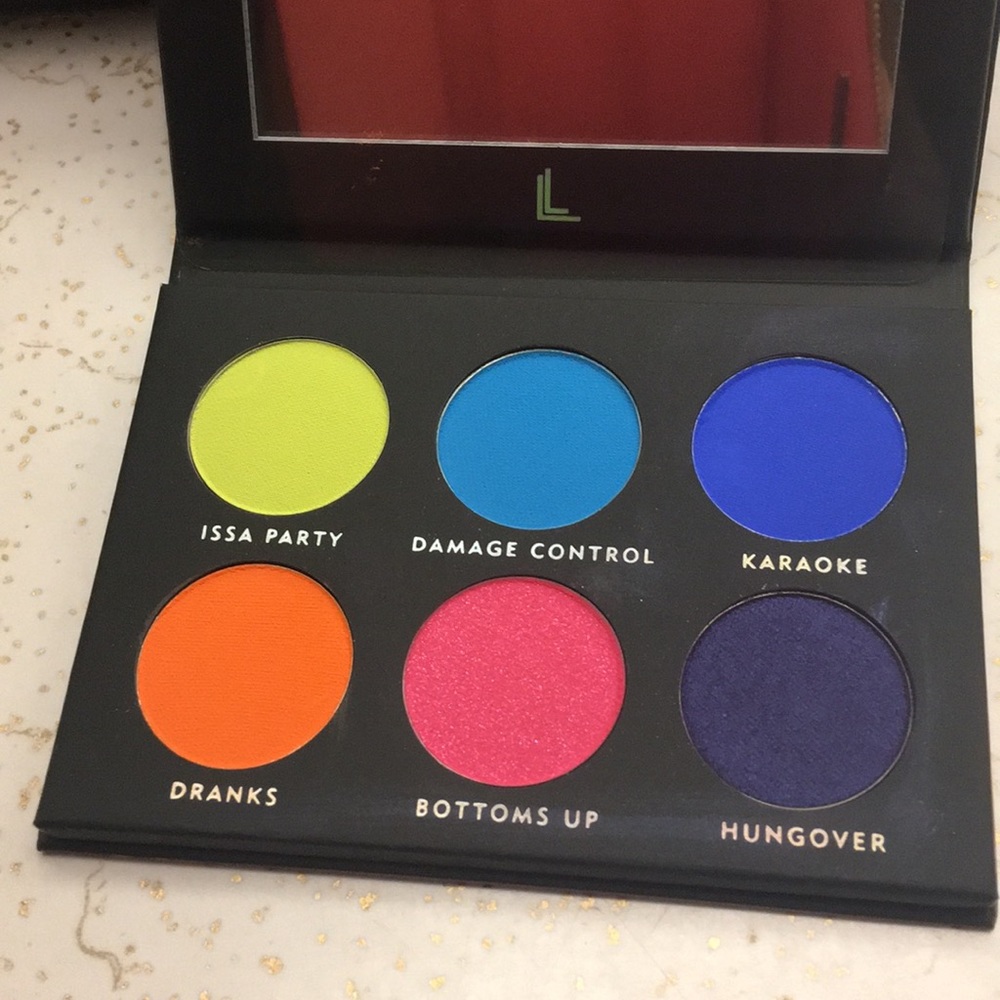 Boxycharm extras. Some of the items are available - Picture 2 of 8